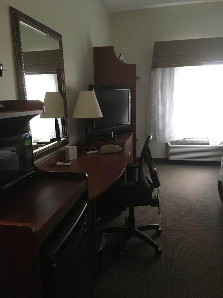 Sleep Inn & Suites Conference Center And Water Park Minot Esterno foto