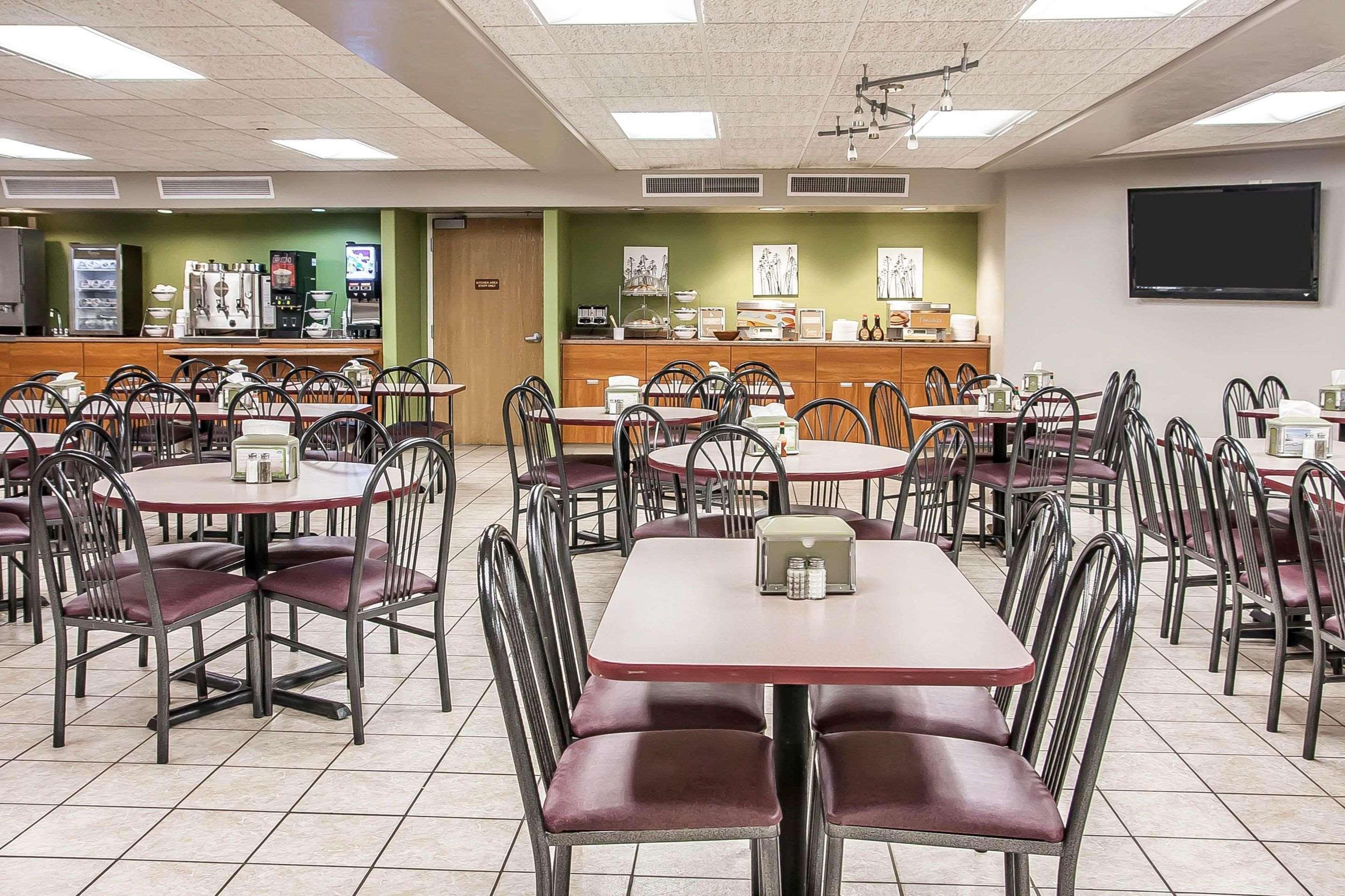Sleep Inn & Suites Conference Center And Water Park Minot Esterno foto