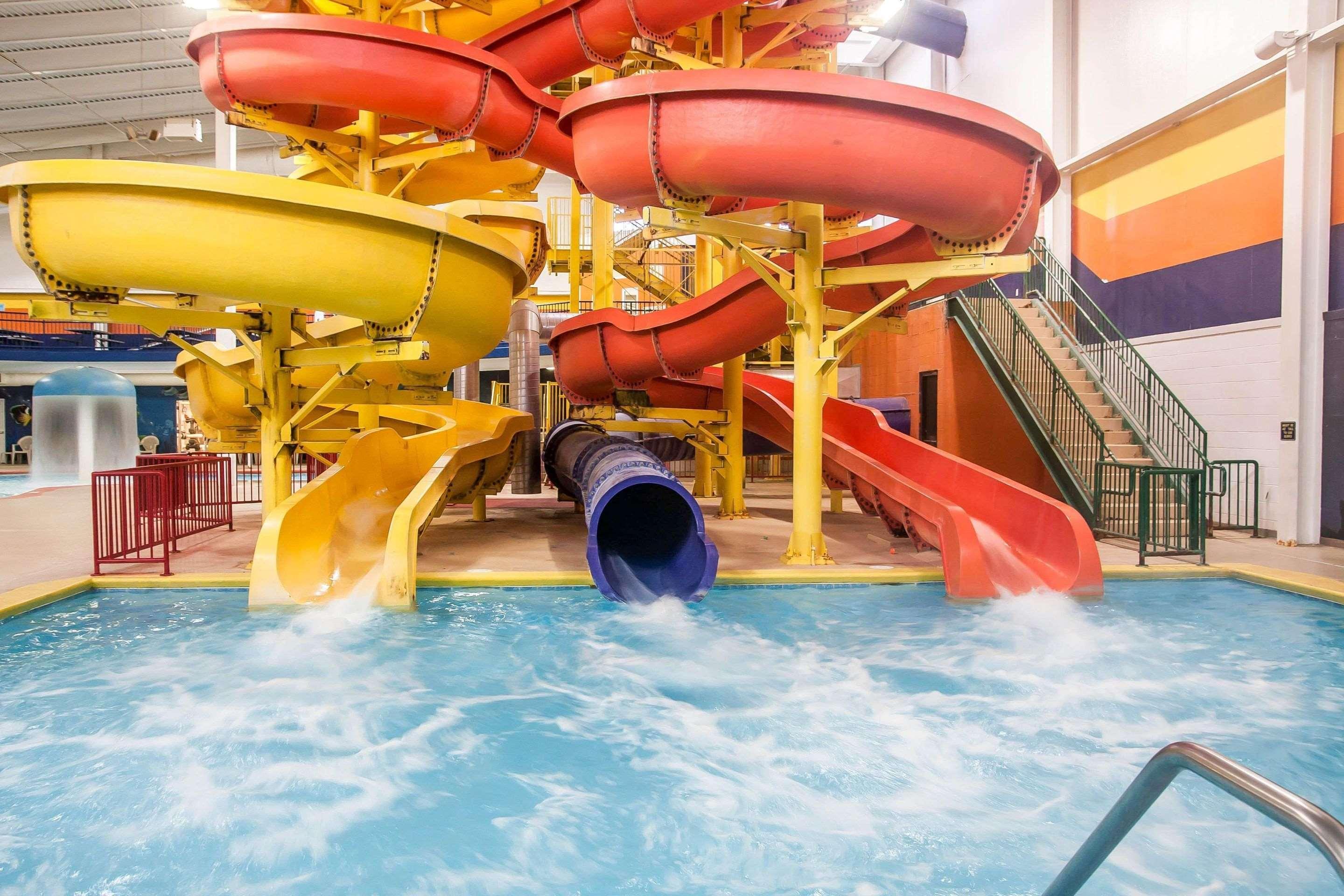 Sleep Inn & Suites Conference Center And Water Park Minot Esterno foto